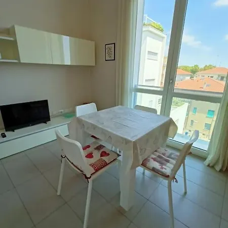 Apartment Incantevole Bilocale, Centro A 8 Min, Ospedale 1 Parma