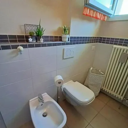Incantevole Bilocale, Centro A 8 Min, Ospedale 1 *